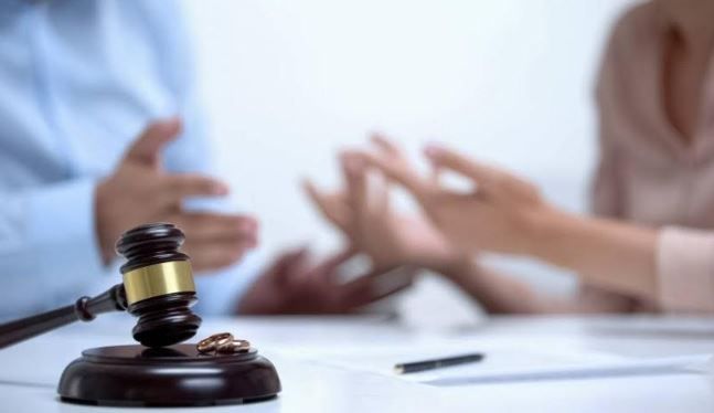 الامارات | هل يمكن تنفيذ حكم أجنبي بالنفقة والحضانة داخل الدولة ؟