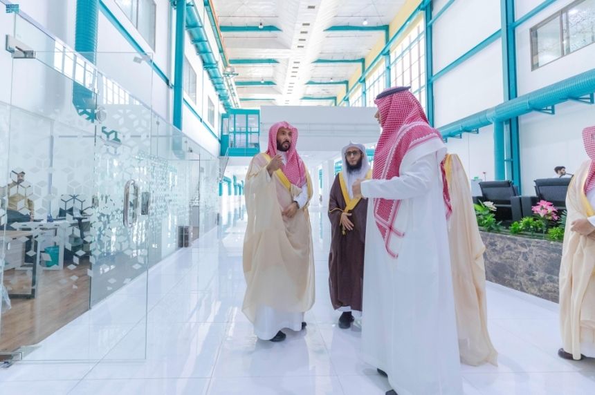 وزير العدل يوجه بمواصلة التطوير لتحقيق العدالة الناجزة