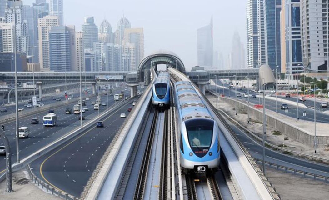 الامارات | "طرق دبي" تمدد ساعات عمل المترو خلال عطلة نهاية الأسبوع.. تعرف إلى المواعيد
