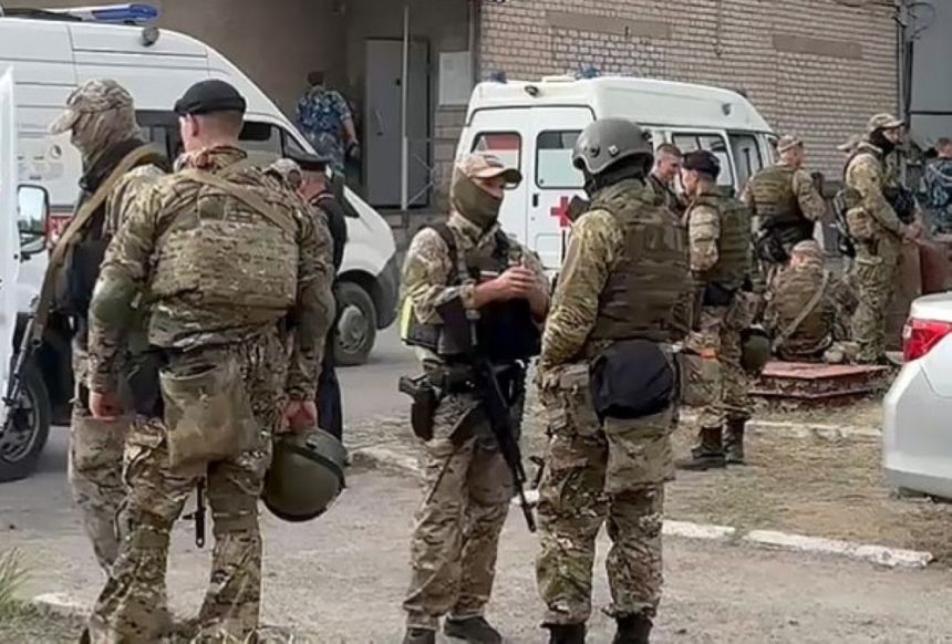 روسيا.. مقتل أشخاص بعد حادثة احتجاز رهائن بسجن فولجوجراد
