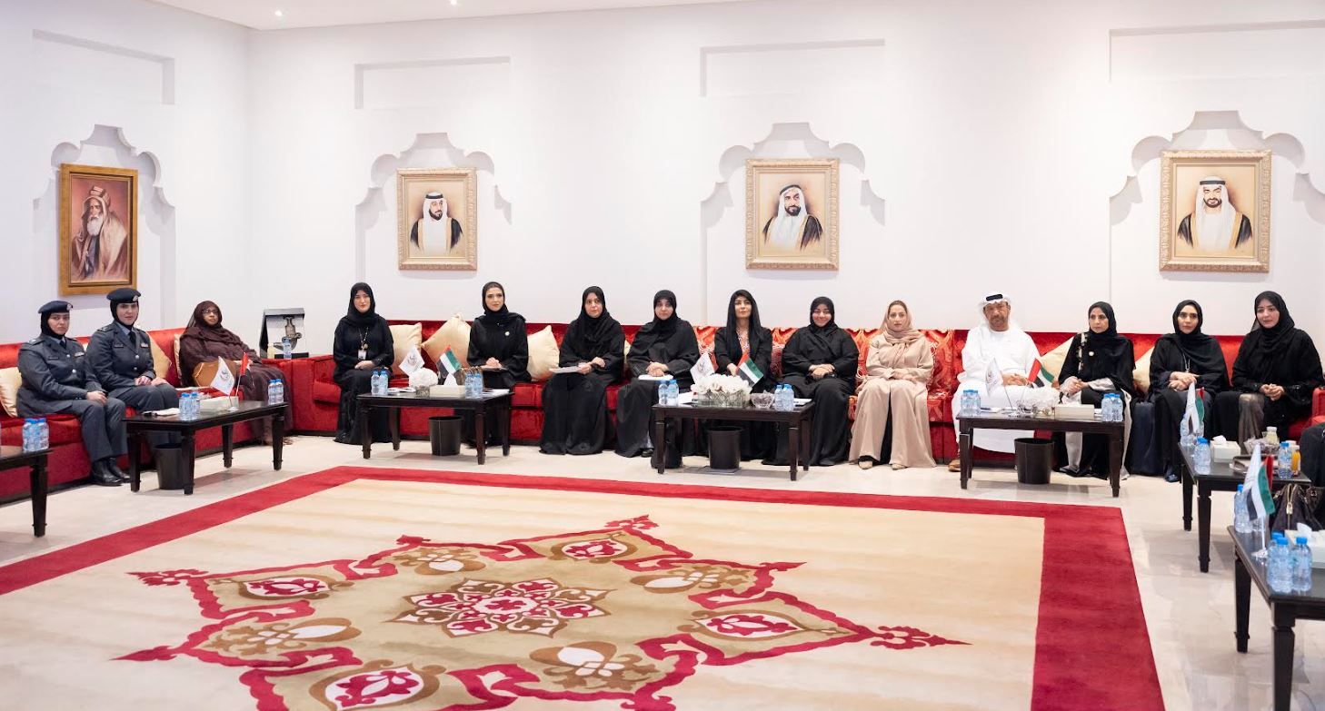 الامارات | " خليفة التربوية " : إسهامات المرأة الإماراتية بارزة في التنمية الوطنية