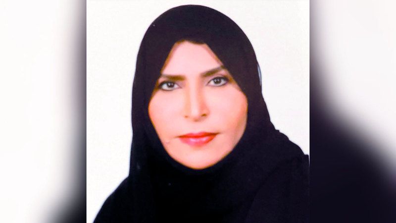 الامارات | نورة المهيري.. 27 عاماً  في «صناعة العقول»