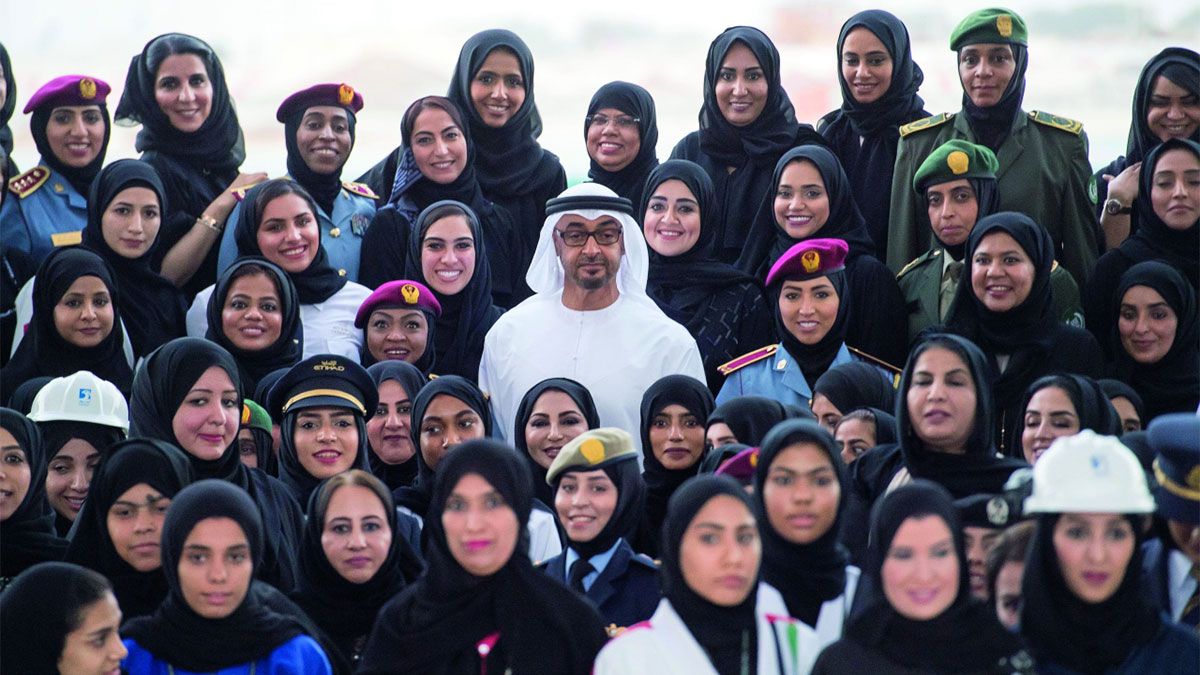 الامارات | محمد بن زايد ومحمد بن راشد: المرأة نموذج ملهم وشريكة في صنع الحاضر والمستقبل       