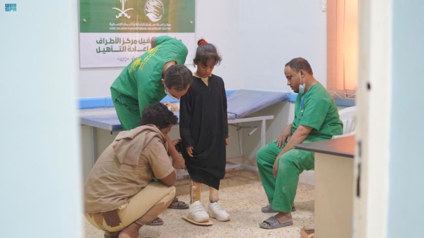 في 3 دول.. مركز الملك سلمان للإغاثة يقدم مساعدات طبية وغذائية