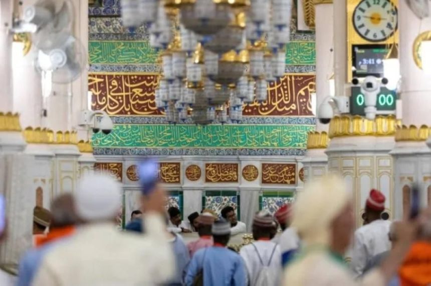 "الحج والعمرة": إصدار تصريح الصلاة في الروضة الشريفة عبر "نسك وتوكلنا"