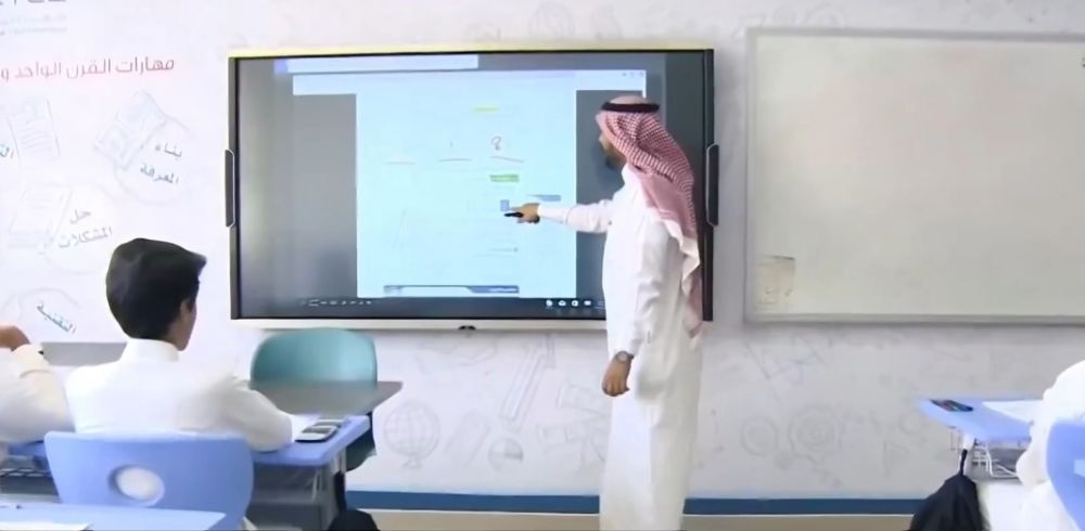 "تعليم مكة" يدعو طلاب وطالبات المرحلة الثانوية للتسجيل في برنامج منافس
