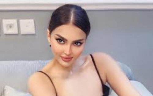 غلبت سما المصري .. ملكة جمال السعودية مثيرة وشرسة على السرير وتتحدث عن لبس البكيني