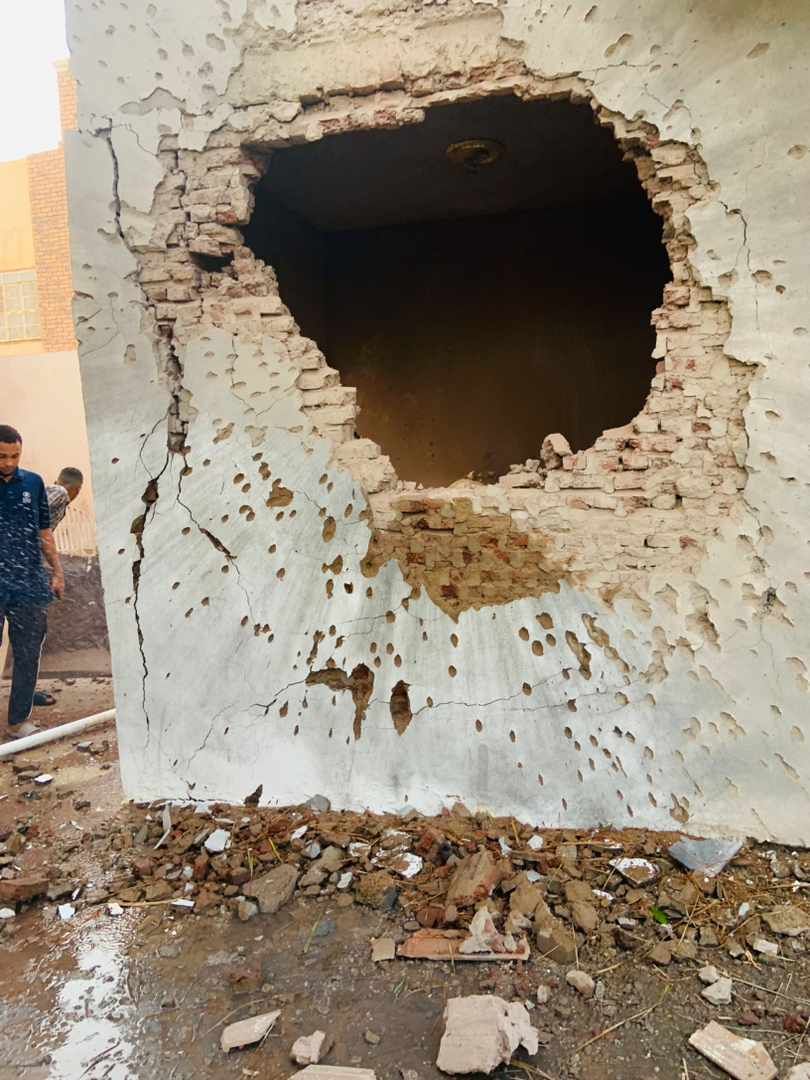 (7) إصابات وسط المواطنين جراء قصف المليشيا لاحياء المدنيين