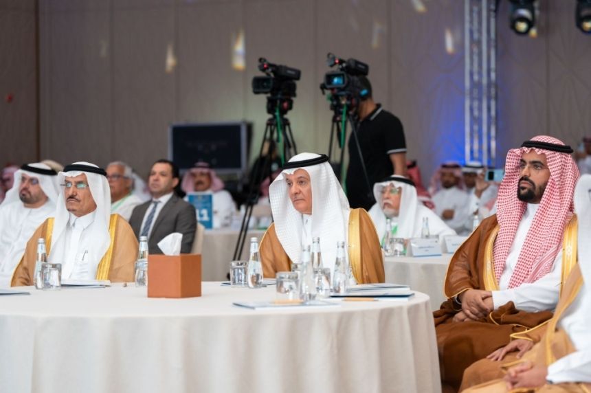 الفضلي يؤكد أهمية حوكمة وتنظيم العيون المائية لتعزيز التنمية الزراعية