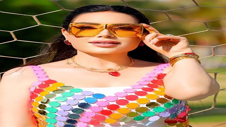 بإطلالة جريئة.. عبير صبري تخطف الأنظار في أحدث ظهور لها