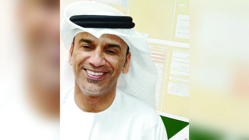 الامارات | خليفة النيادي: شغف المعلم بالمهنة يفجر طاقات طلابه