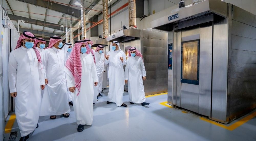 نائب وزير الصناعة يبحث فرص النمو الصناعي مع المستثمرين في غرفة المدينة المنورة