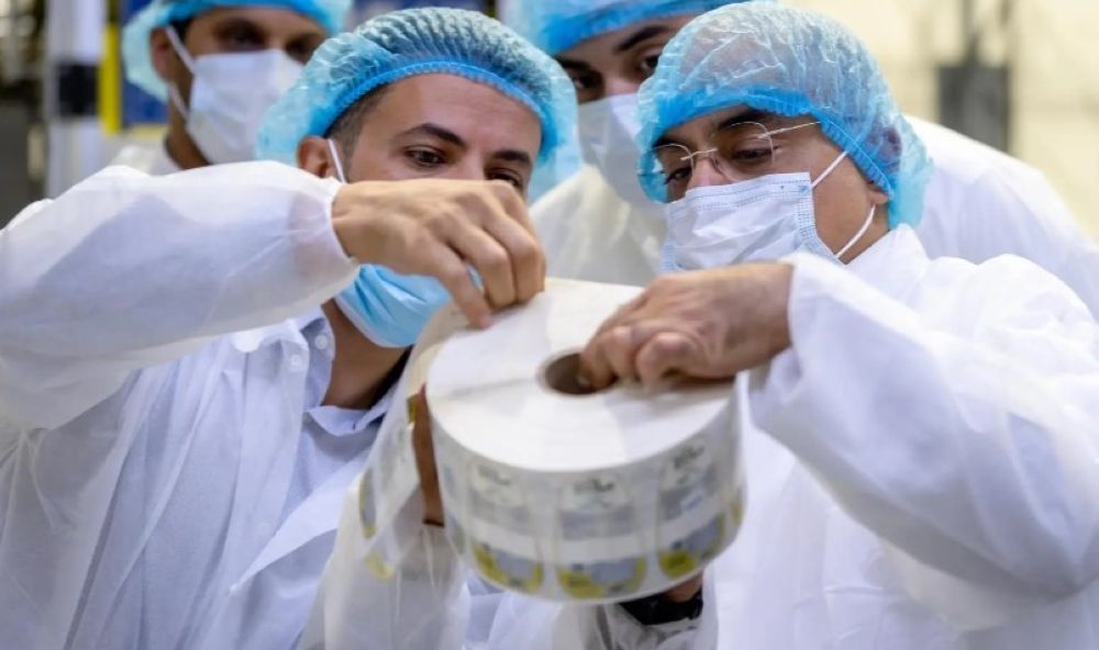 نائب وزير الصناعة يتفقّد المشروعات الصناعية في ينبع