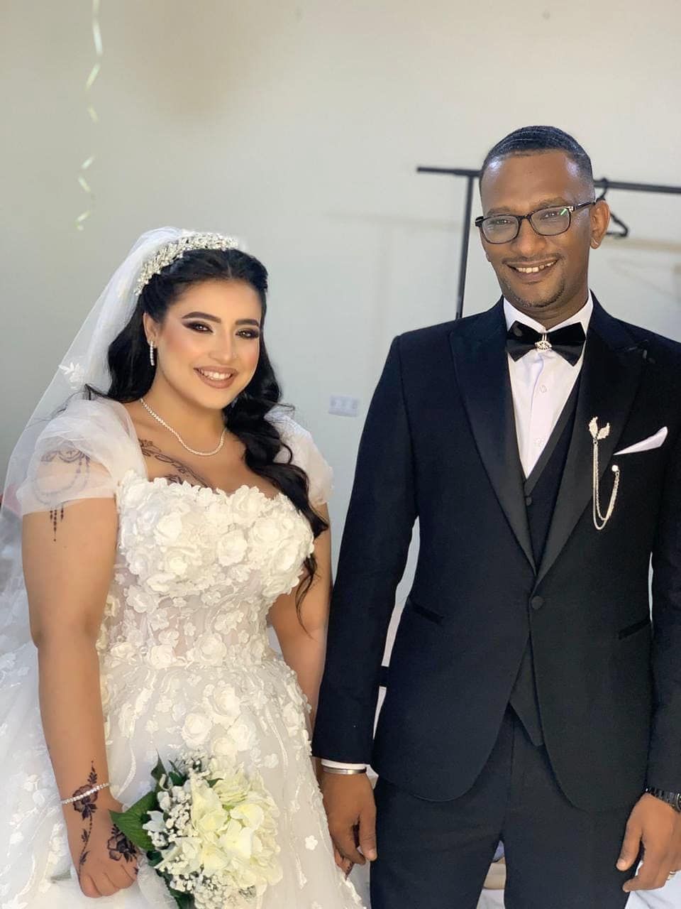شاهد الفيديو الذي أثار ضجة على تطبيق “تيك توك”.. زواج فتاة سودانية مصرية من شاب “أسواني”