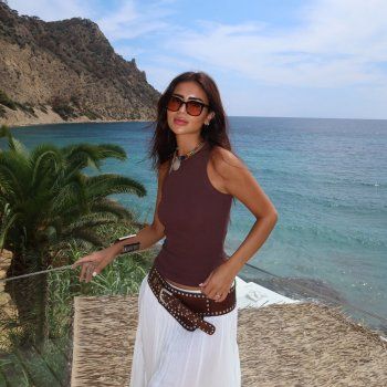 لوك الفاشينيستا ديما الأسدي مزيج مميز بين العصرية والأناقة.. إليكم صورها