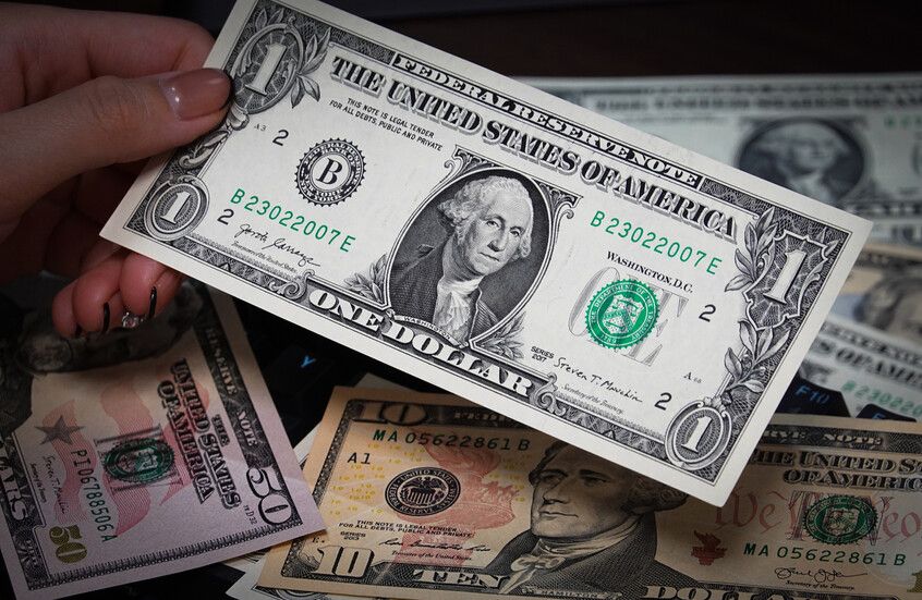 الخليج اليوم .. "أرامكو" السعودية تبدأ إصدار صكوك دولية مقومة بالدولار