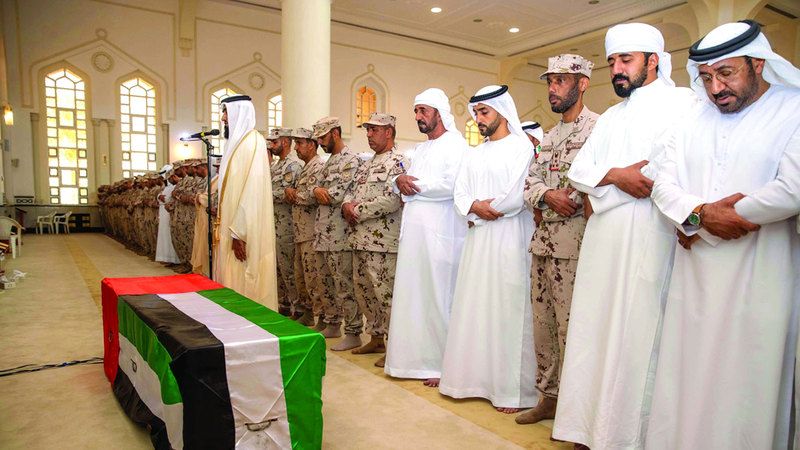 الامارات | مكتوم الشرقي يؤدي صلاة الجنازة على جثمان شهيد الوطن أحمد الشحي
