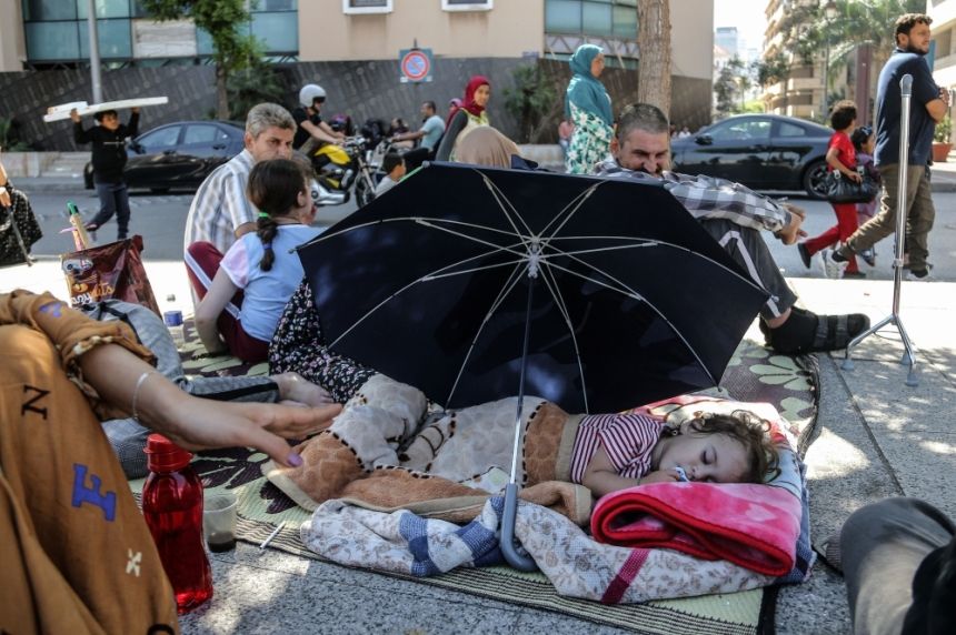 الأمم المتحدة: 100 ألف شخص فروا من لبنان باتجاه سوريا