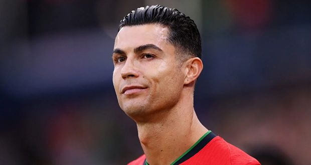 كريستيانو رونالدو يبحث عن موظفين جدد.. بهذه الشروط