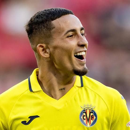 الامارات | في أسبوعين ينهي موسم نجمين.. من هو "مجرم الملاعب" كاسر عظام مدريد وبرشلونة؟ (فيديو)