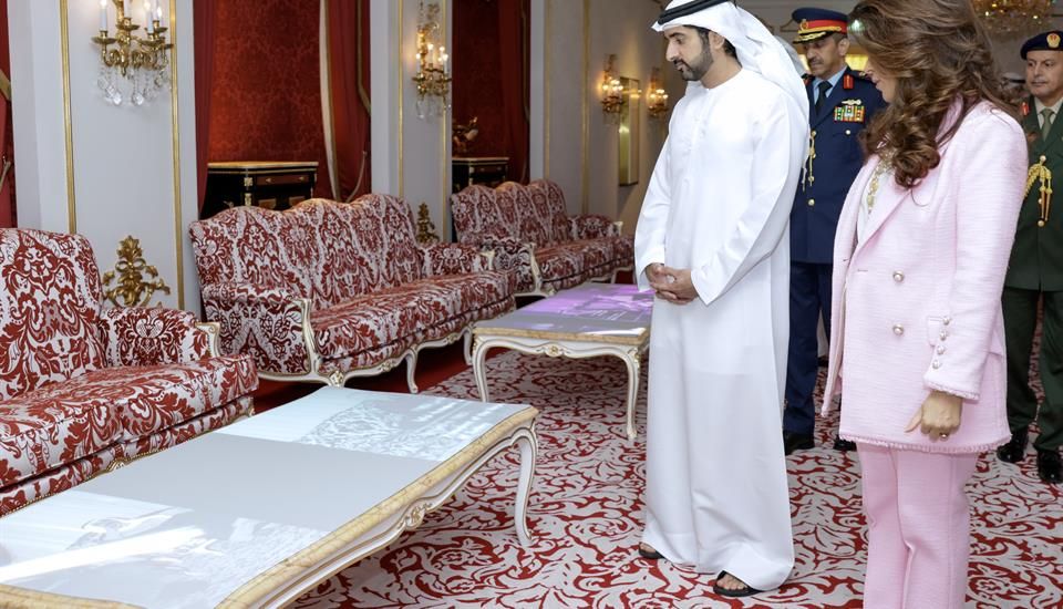 الامارات | حمدان بن محمد يزور متحف قصر السلام في مدينة الكويت