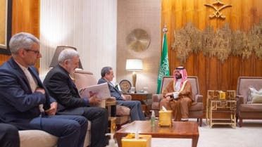 الخليج اليوم .. ولي العهد السعودي يلتقي في الرياض وزير الخارجية الإيراني