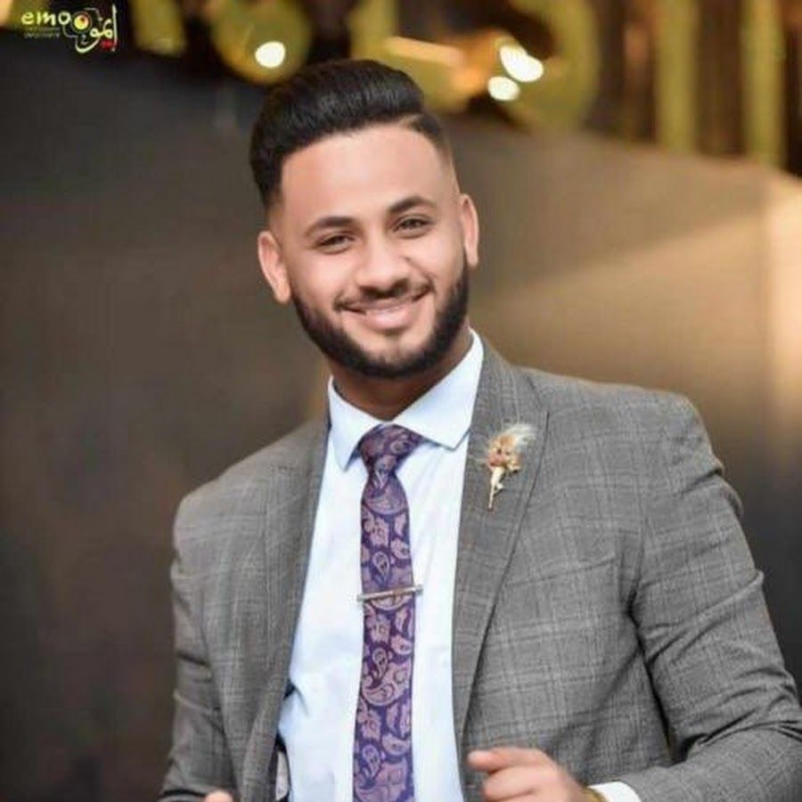 شاهد بالفيديو.. خلال حفل بالقاهرة.. الفنان عثمان بشة يغني للقوات المشتركة ويشعل حماس المعازيم: (البداوسوا في الخونة العلوج والتأشيرة لذات البروج)
