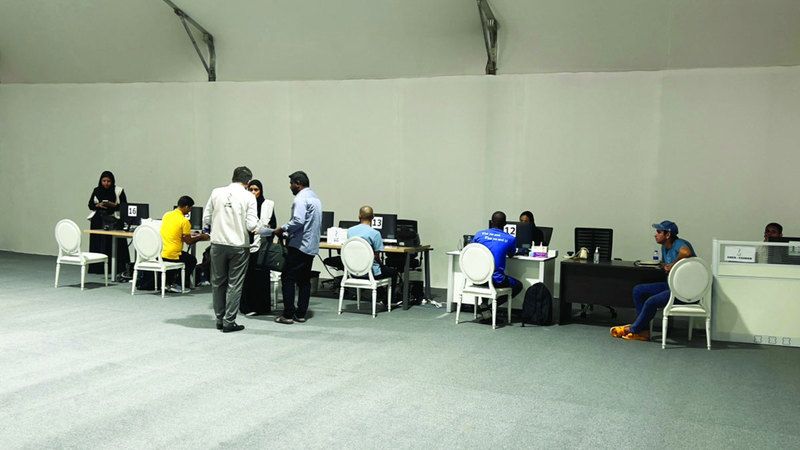 الامارات | المولود الأجنبي بالدولة ضمن المستفيدين من مهلة «تسوية أوضاع المخالفين»