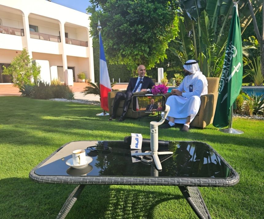 القنصل الفرنسي لـ "اليوم": الشعب السعودي مضياف .. وطاقات شبابه أدهشتني