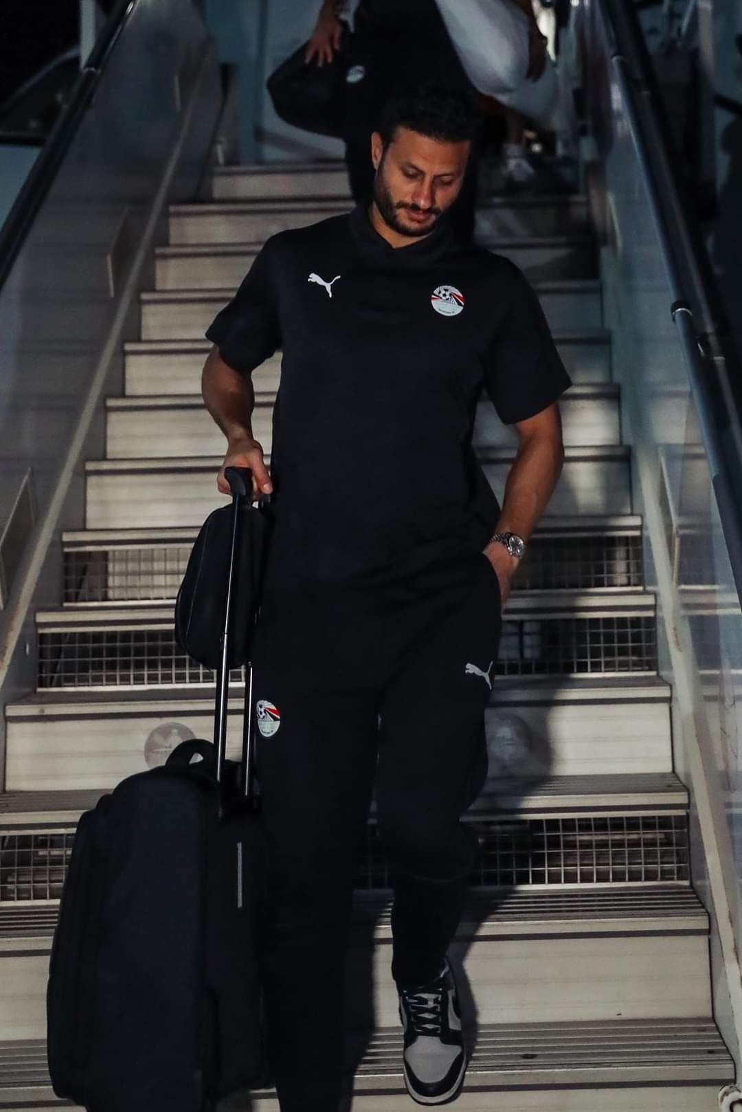 بعد رحلة ٨ ساعات ..منتخب مصر يصل موريتانيا لمواجهتها الثلاثاء المقبل