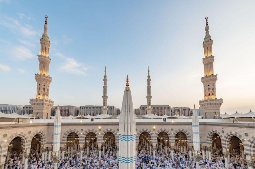 شؤون الحرمين: أكثر من 10 ملايين زائر للروضة الشريفة منذ بداية 2024