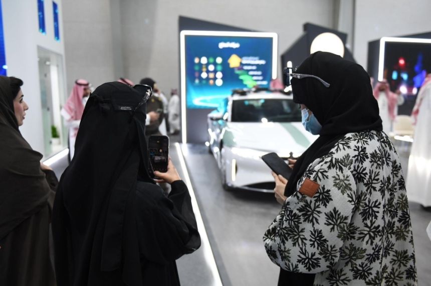 صور | تفاصيل مشاركات جناح وزارة الداخلية في ملتقى الصحة العالمي