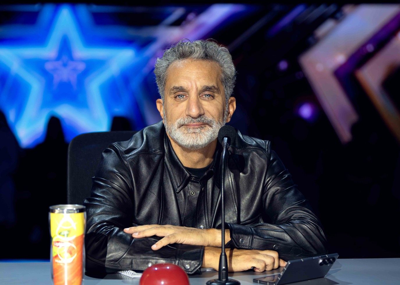 كورال نجد إلى نصف نهائي Arabs Got Talent بالباز الذهبي من باسم يوسف
