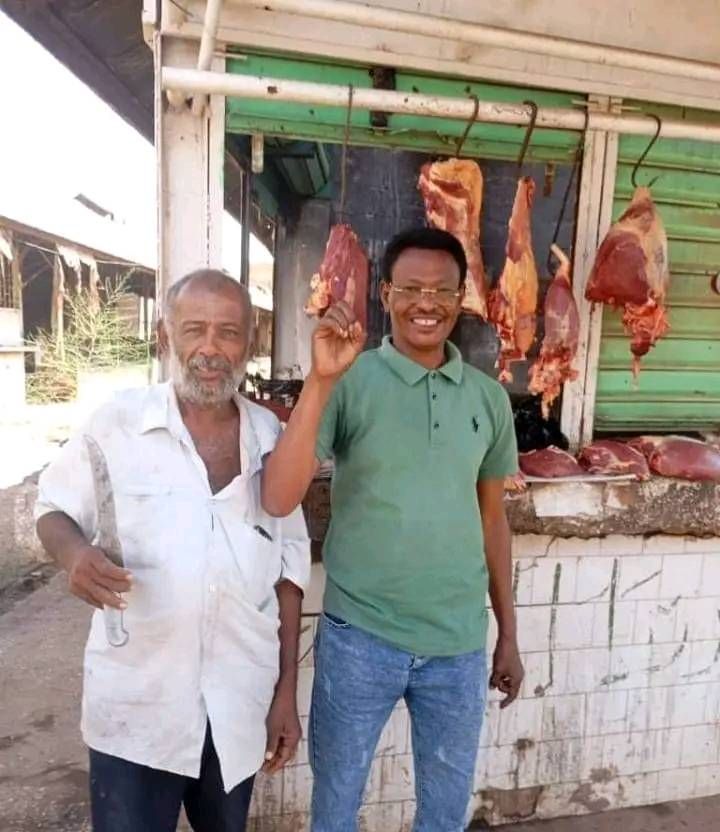 شاهد بالصورة والفيديو.. بشريات العودة.. سوق أم درمان يشهد عودة أول “جزارة” للعمل بصورة طبيعية وهذه هي أسعار اللحوم فيها