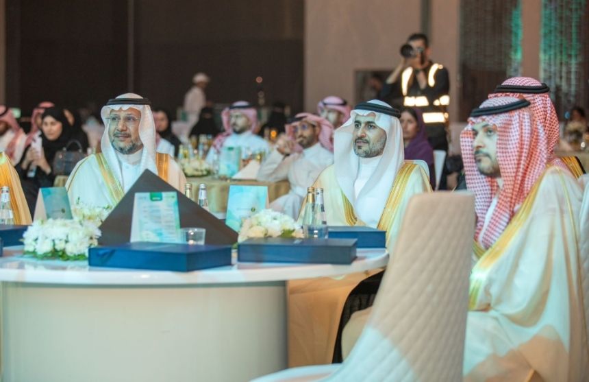 "المشيطي" يطلق برنامج الملكية الفكرية ويؤكد أهمية الابتكار في قطاعات البيئة