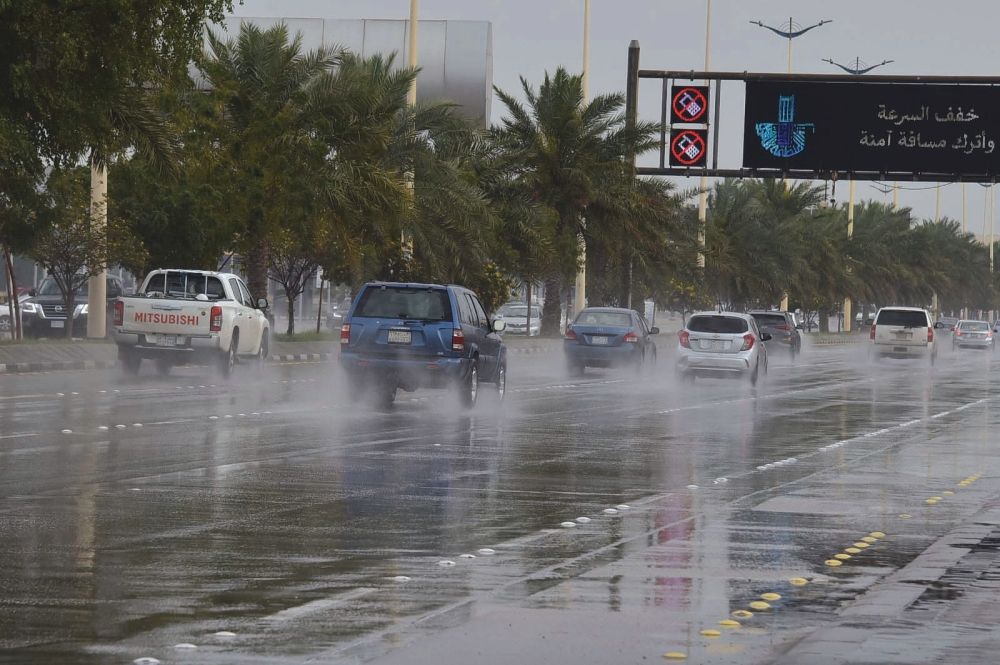 "الأرصاد": استمرار تأثر معظم مناطق المملكة بالحالة المطرية