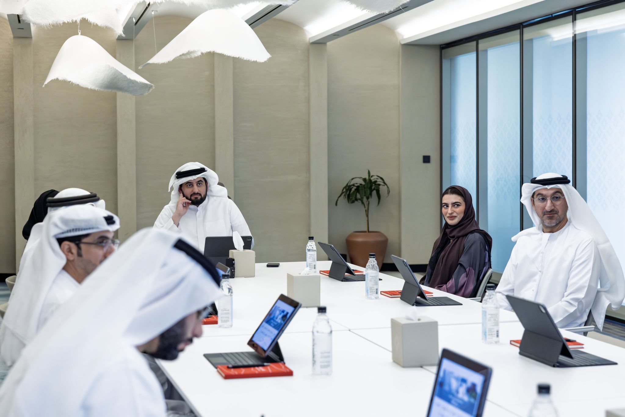 الامارات | أحمد بن محمد يترأس اجتماع مجلس دبي للإعلام