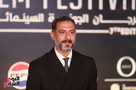 الوقوف دقيقة حدادا على روح حسن يوسف ومصطفى فهمى بختام مهرجان الجونة السينمائى.. صور