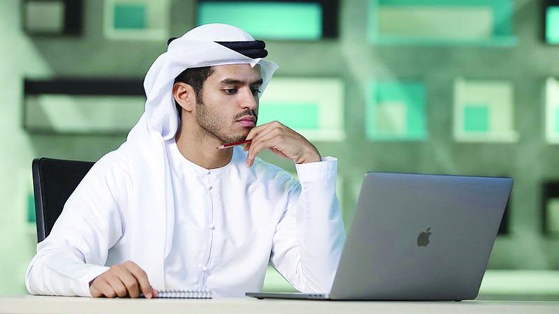 الامارات | توفير بعثات للطلبة المواطنين الحاصلين على 60% في الثانوية