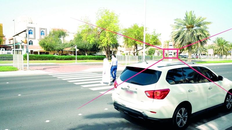 الامارات | الحبس والغرامة عقوبة «العبور العشوائي» حال وقوع حادث مروري