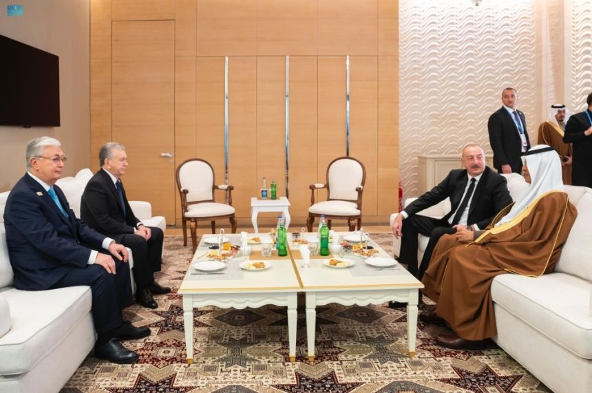 المملكة توقع برنامجًا لنقل الطاقة مع أذربيجان وكازاخستان وأوزبكستان