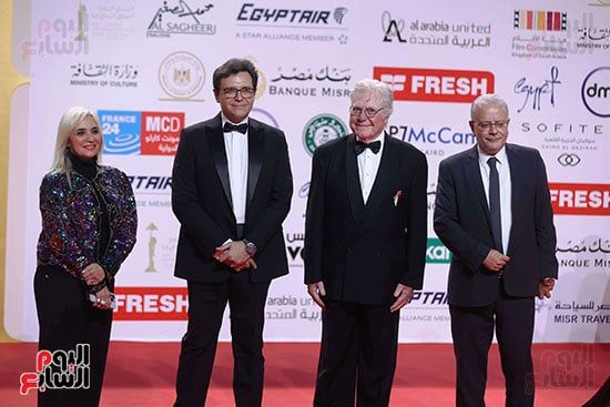 نيللى ونبيلة عبيد ولبلبة وصفية العمرى فى حفل افتتاح مهرجان القاهرة السينمائى