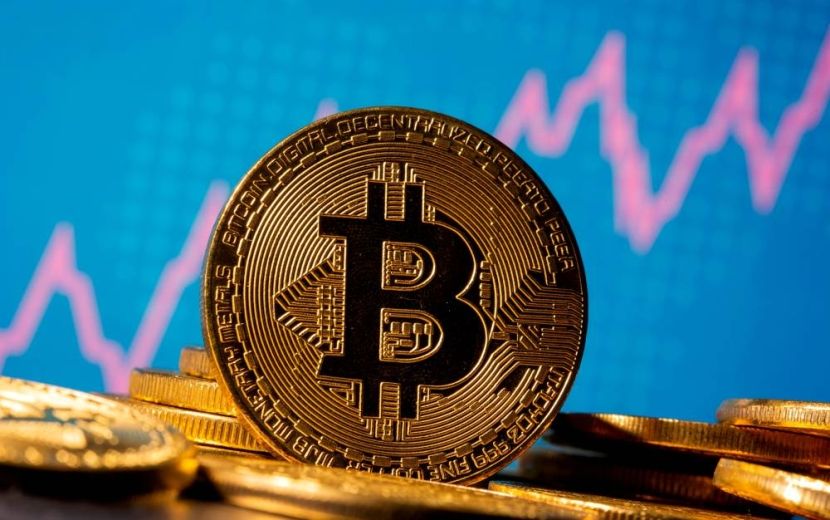 بيتكوين تتجاوز 93 ألف دولار لأول مرة على الإطلاق