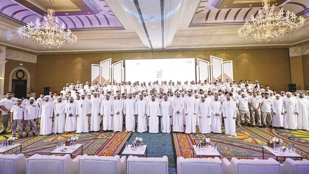 نهيان بن مبارك: تقدم المجتمع يعتمد على المشاركة الفاعلة لأبناء الوطن
