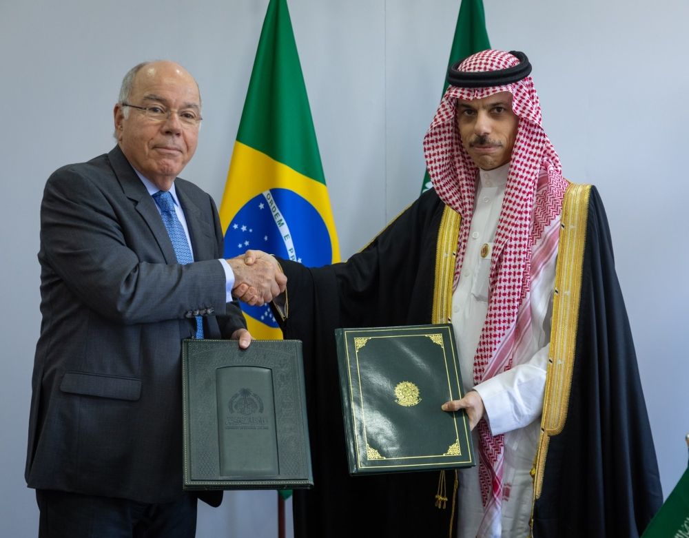 وزير الخارجية يوقع مذكرة تفاهم لإنشاء مجلس تنسيقي مع نظيره البرازيلي