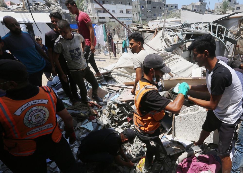 استشهاد فلسطينيين في قصف للاحتلال جنوب قطاع غزة اليوم