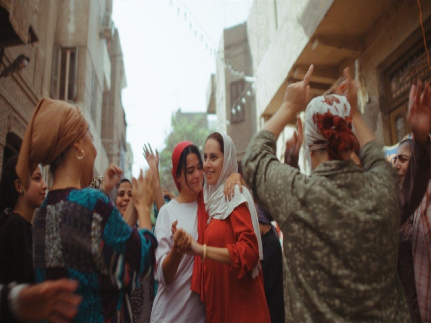 أربعة أفلام من عروض المهرجانات إلى صالات السينما