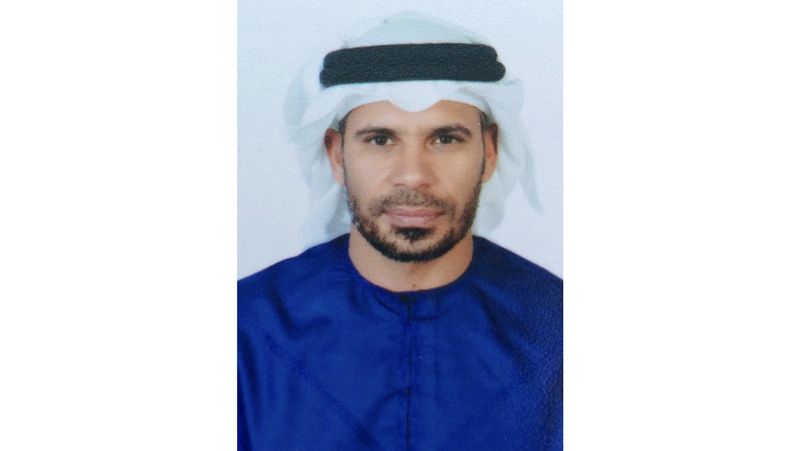الامارات | وفاة مواطن وإصابة آخر في حريق قارب بالفجيرة