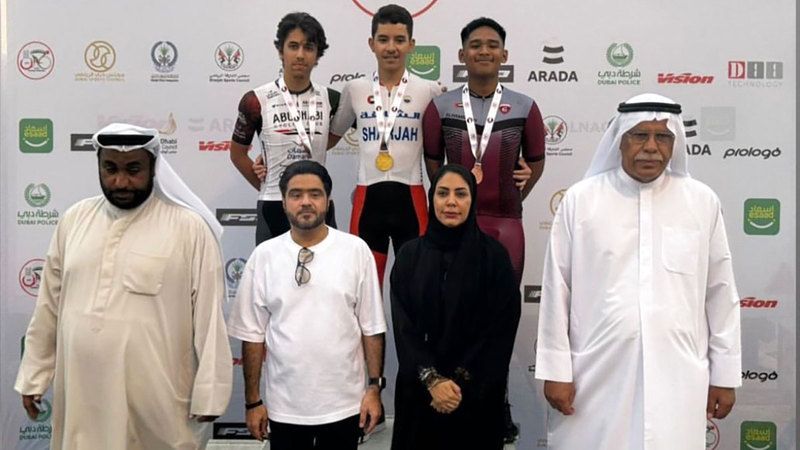 الامارات | المنصوري بطل الناشئين في سباق الشارقة لدراجات الطريق