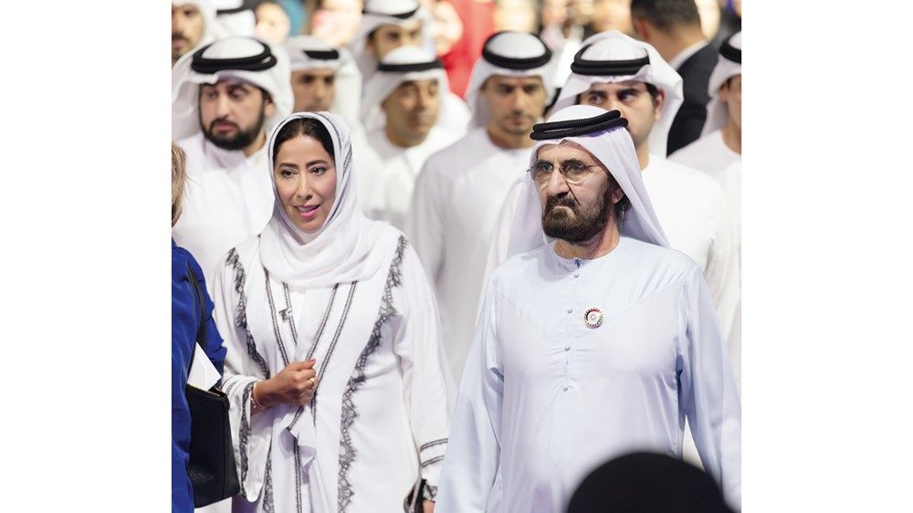 محمد بن راشد: تمكين المرأة وتحفيز مشاركتها في مسيرة التنمية